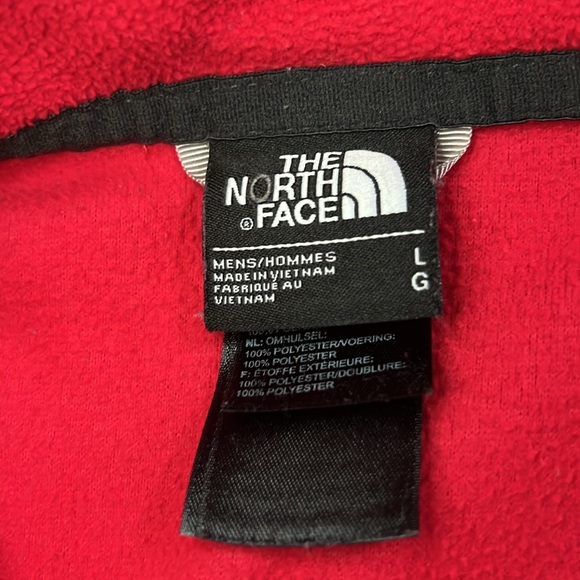 North Face Red 1/2 Zip Long Sleeve Shirt, Size Large - Picture 4 of 4